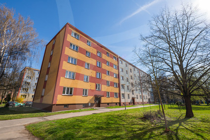 Prodej bytu 2+1  (52m2)v Ostravě - Zábřehu v původním stavu. - Fotka 2