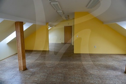Pronájem kancelářských prostor v Ostravě Mariánských Horách na ulici Slévarenská - Fotka 16